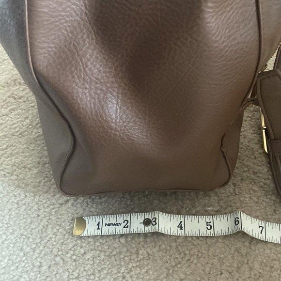 Brown Matt & Nat vegan leather backpack - Picture 9 of 12